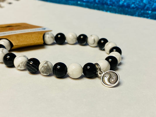 Yin and Yang Howlite and Banded Agate Charm Bracelet